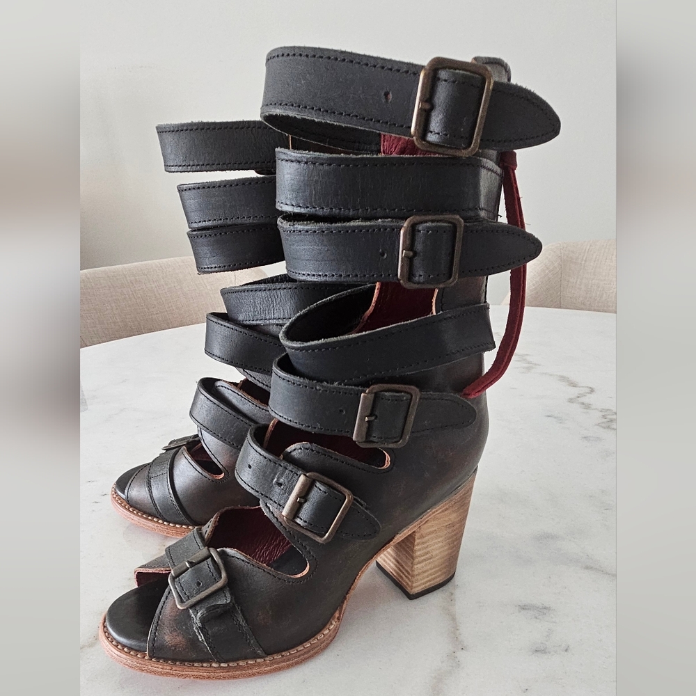 Freebird By Steven Women's Bond Leather Sandals